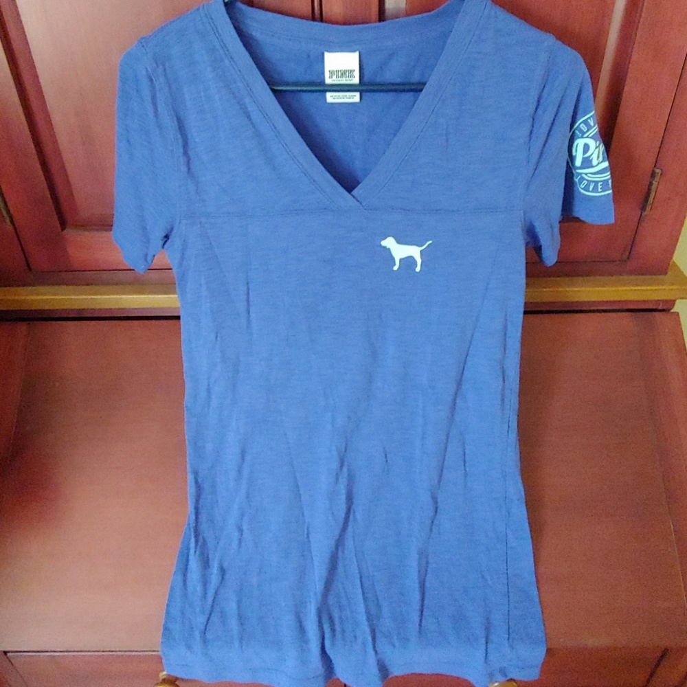 PINK vneck T